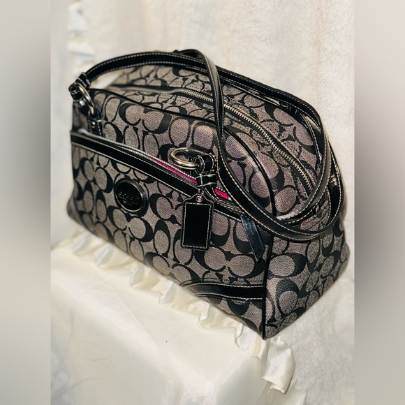 Coach black monogram shoulder bag - Picture 9 of 16